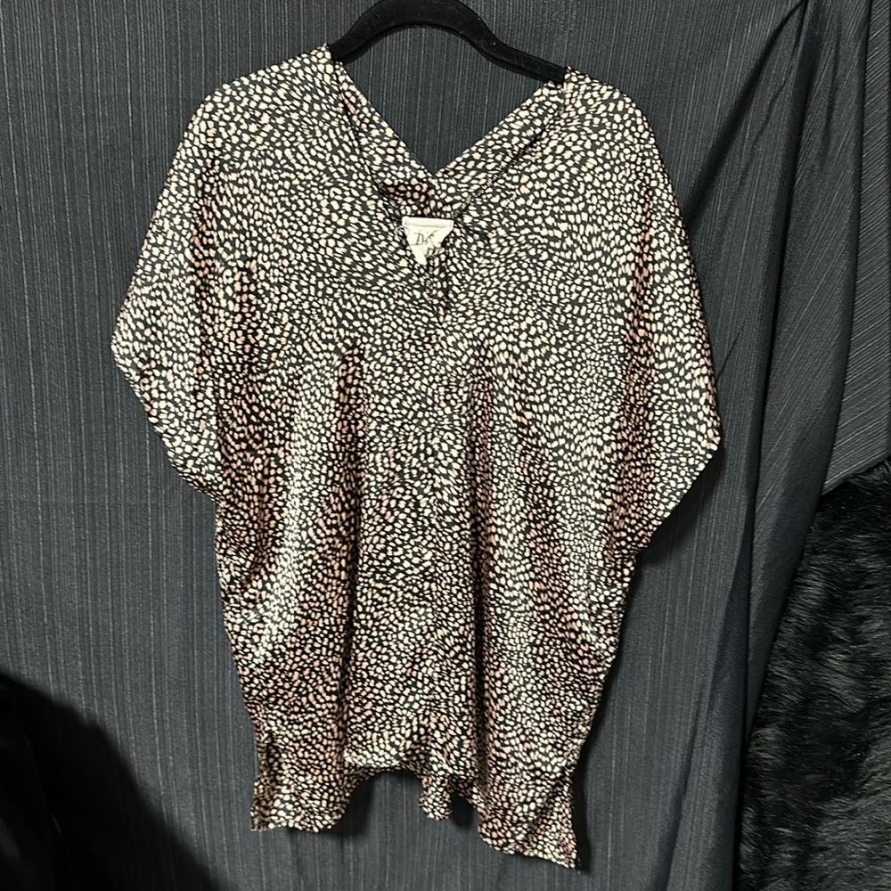Dixie Creek -Adrienne / Black n Tan animal print silky feeling / Size‎ M / H-112